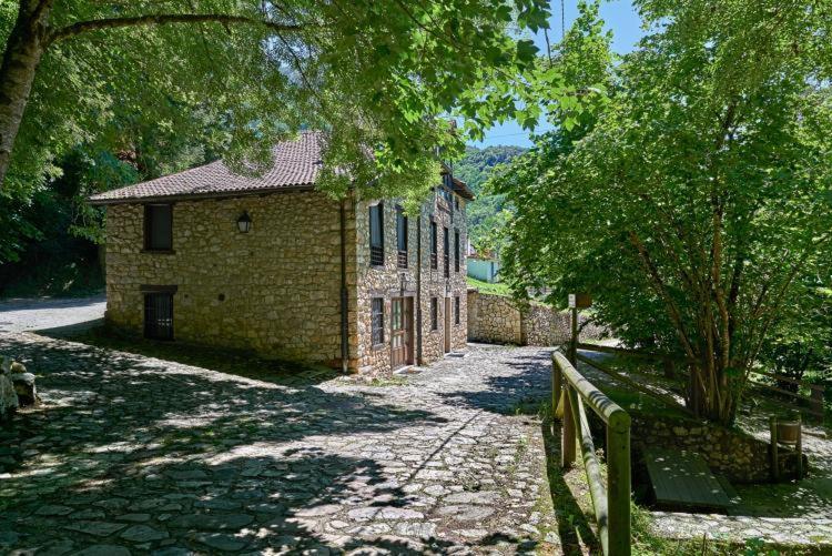 Hotel Rural La Tahona De Besnes Arenas De Cabrales Eksteriør bilde